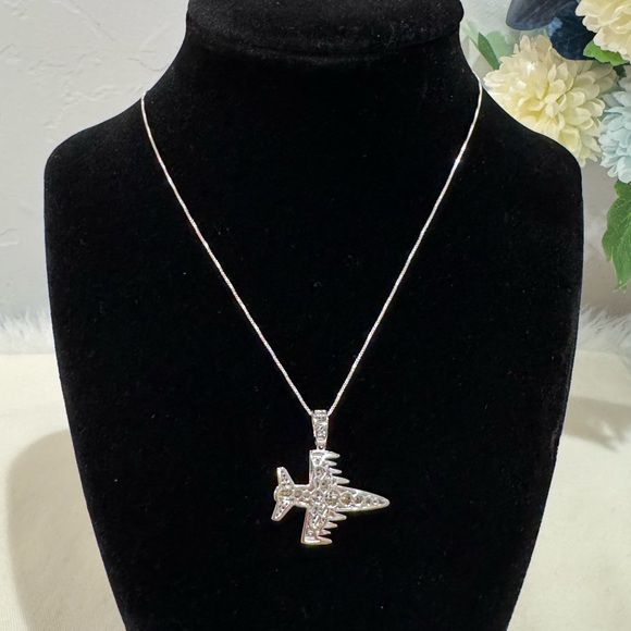 SOLD‼️Swarovski Crystal Airplane 925 Sterling Silver Necklace - Picture 2 of 11